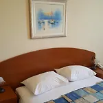 Silvana * Τρογκίρ