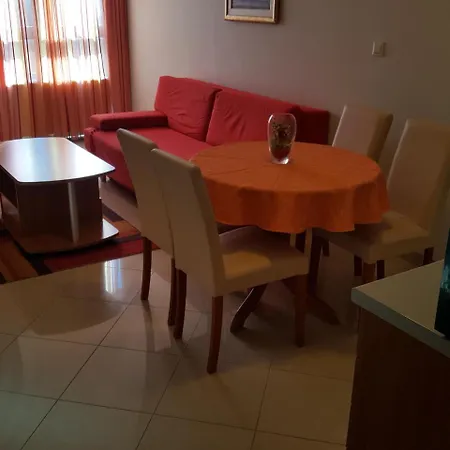 Silvana טרוגיר