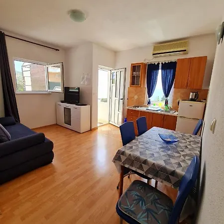 Silvana Apartment *