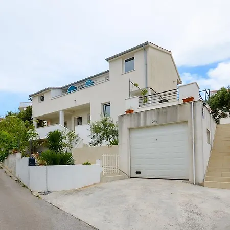 Silvana 트로기르